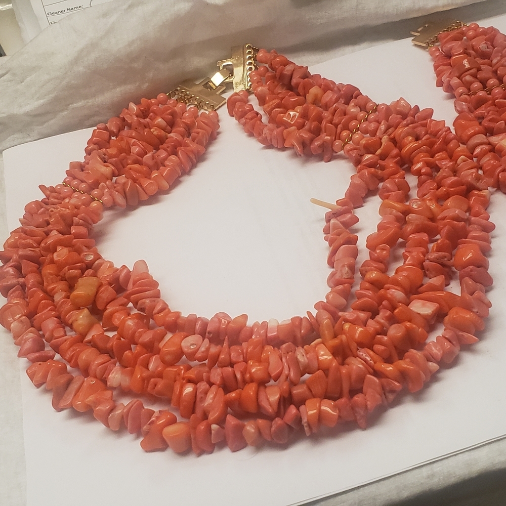 Coral set